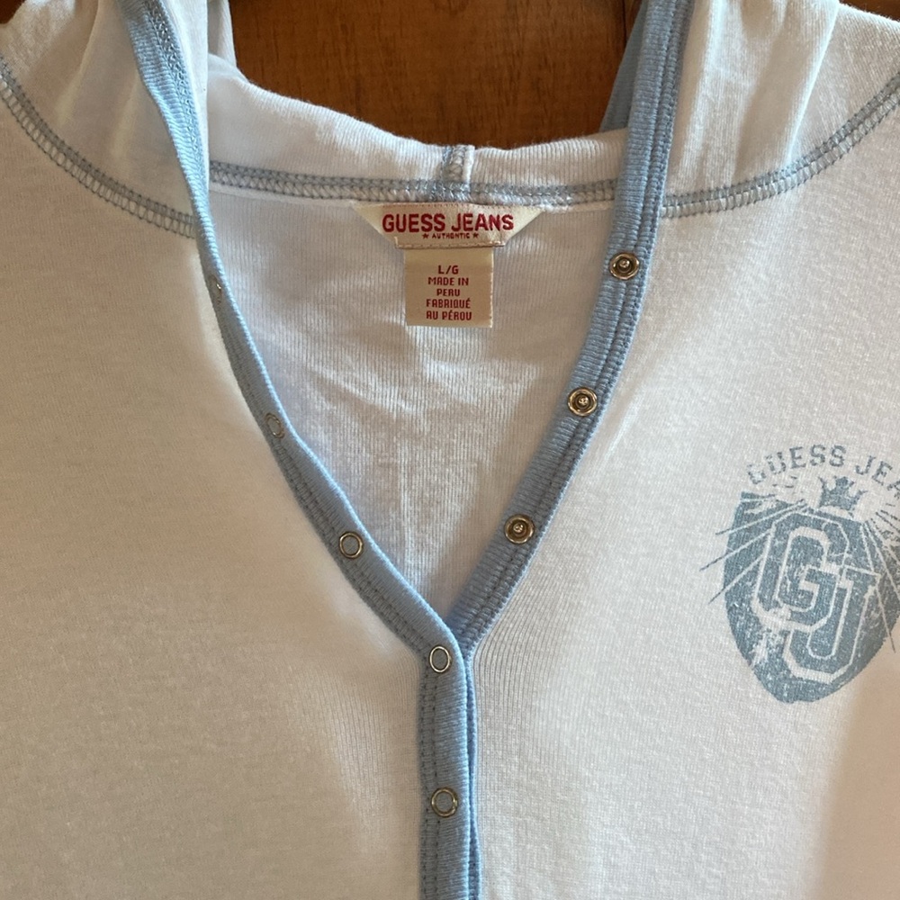 Guess Jeans Long-Sleeve Hooded Shirt in White, size L - Picture 4 of 5
